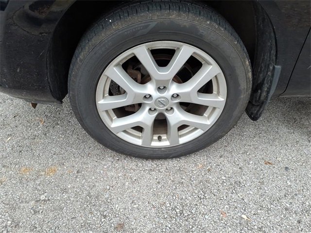 Used 2011 Nissan Rogue SV w/ SL Pkg image 6