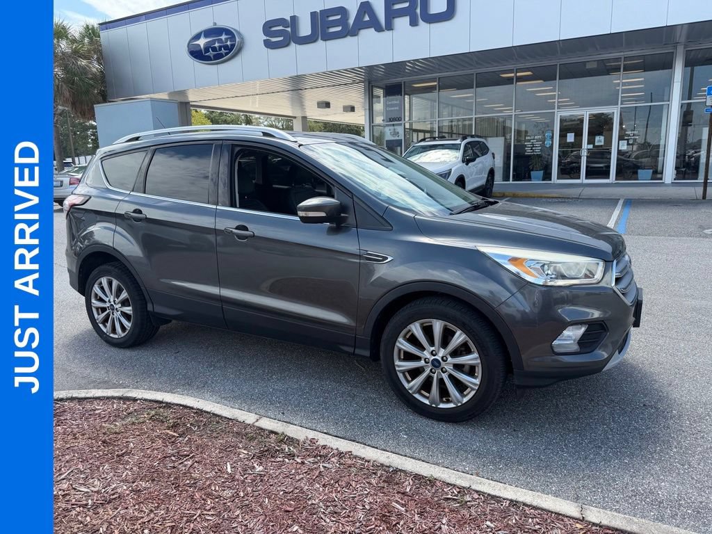Used 2017 Ford Escape Titanium FWD video 1