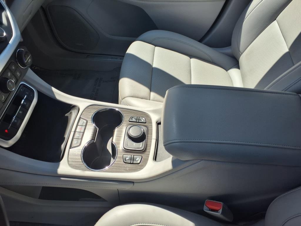 Certified 2023 GMC Acadia SLT image 14