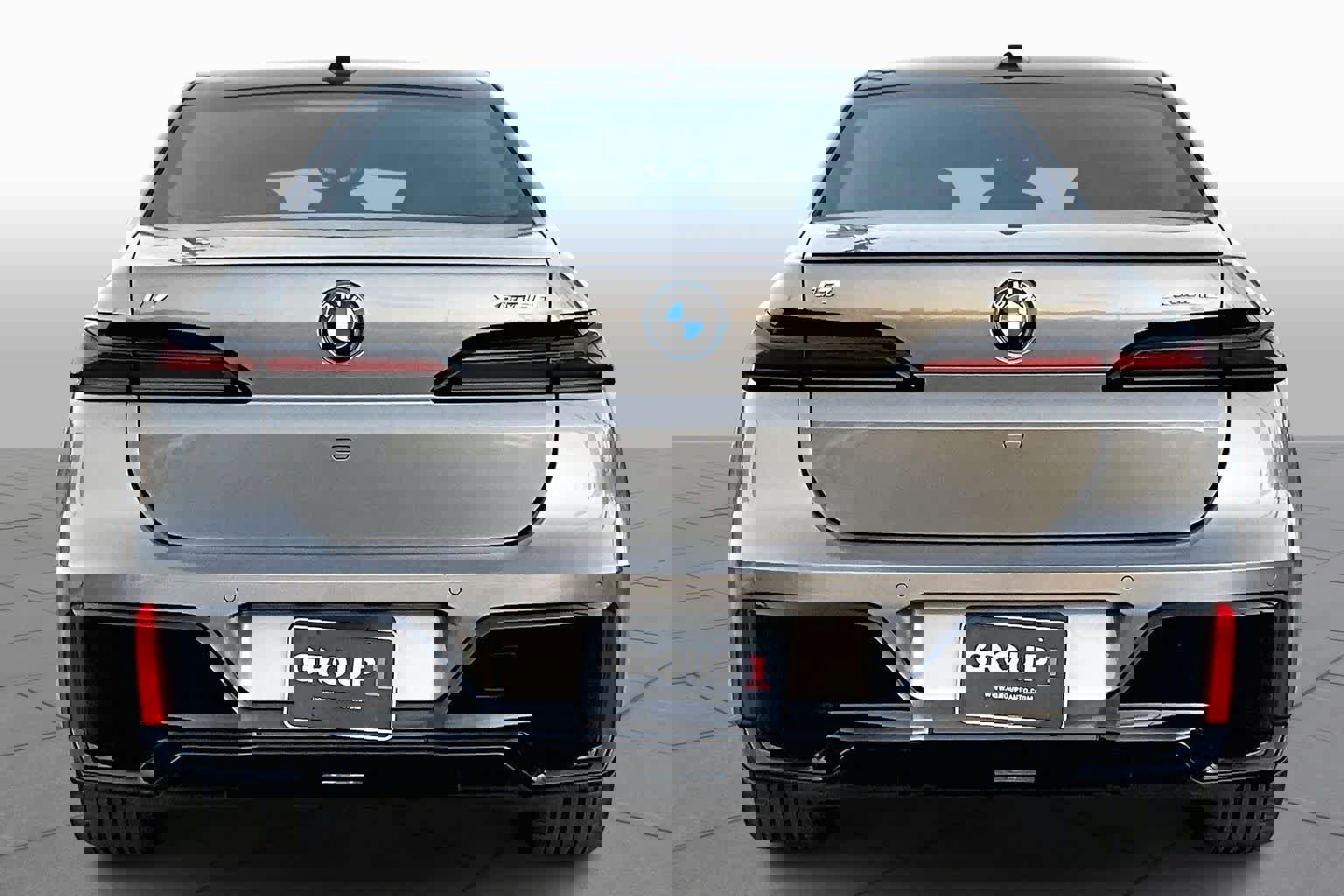 Used 2025 BMW i7 xDrive60 image 4