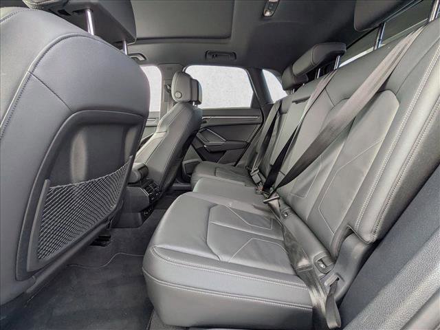 Used 2023 Audi Q3 2.0T Premium Plus image 15