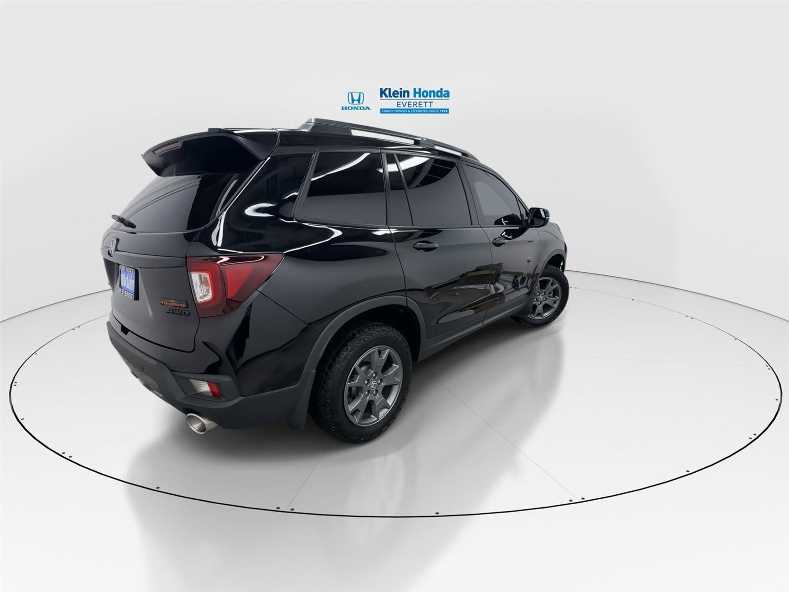 Certified 2024 Honda Passport TrailSport image 2
