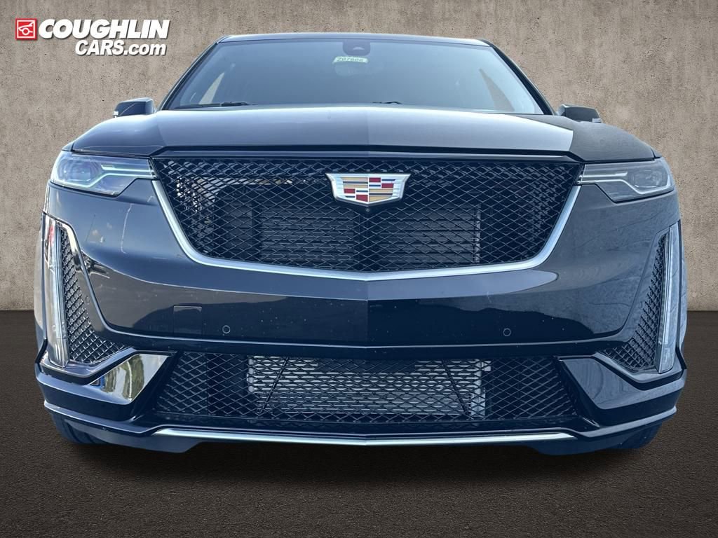New 2025 Cadillac XT6 Sport w/ Technology Package image 2