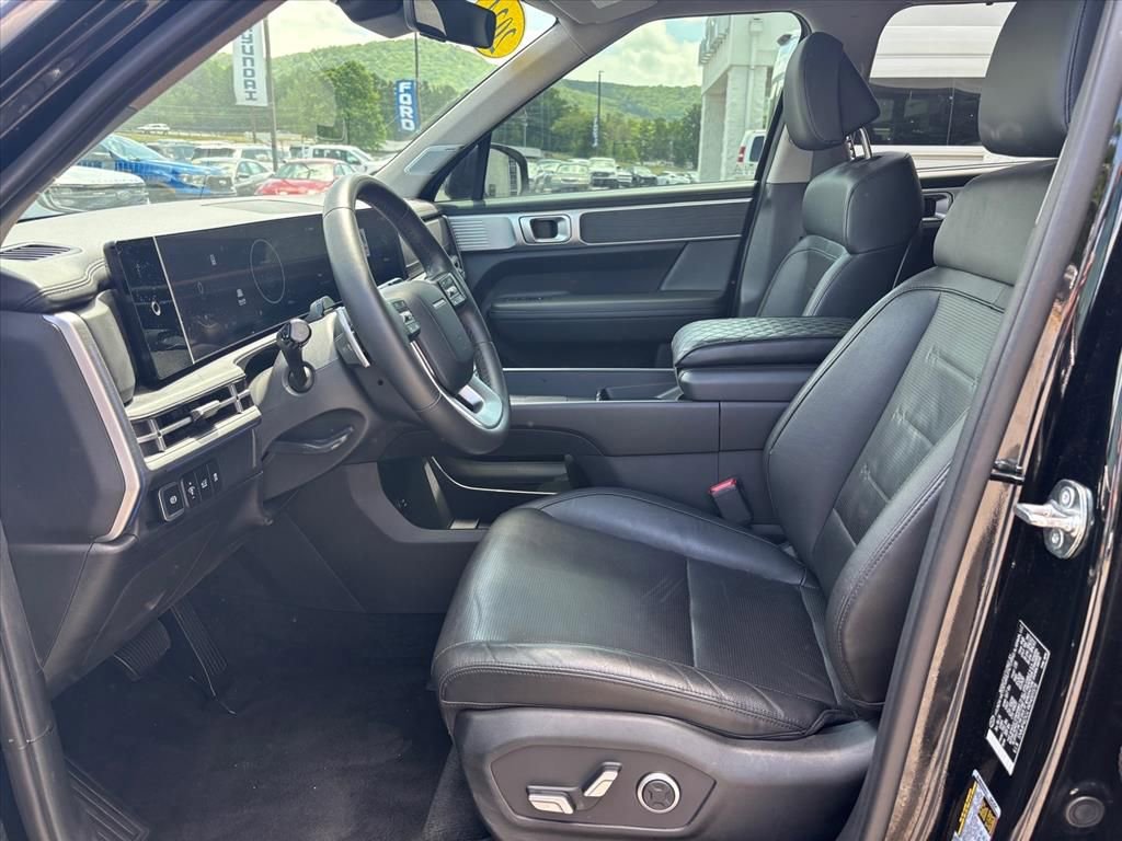 Used 2024 Hyundai Santa Fe Limited AWD/4WD image 9