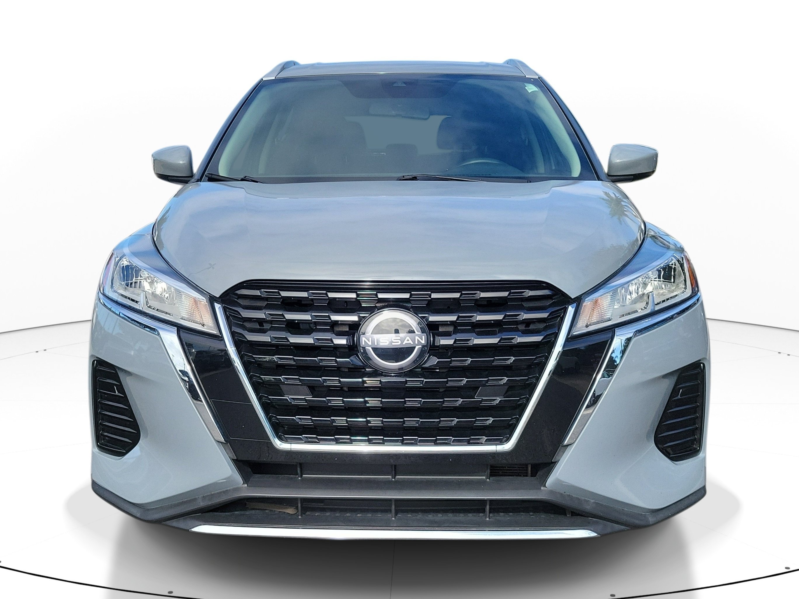Certified 2023 Nissan Kicks SV FWD image 2