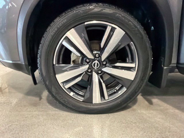 Certified 2023 Nissan Rogue SL AWD/4WD image 29