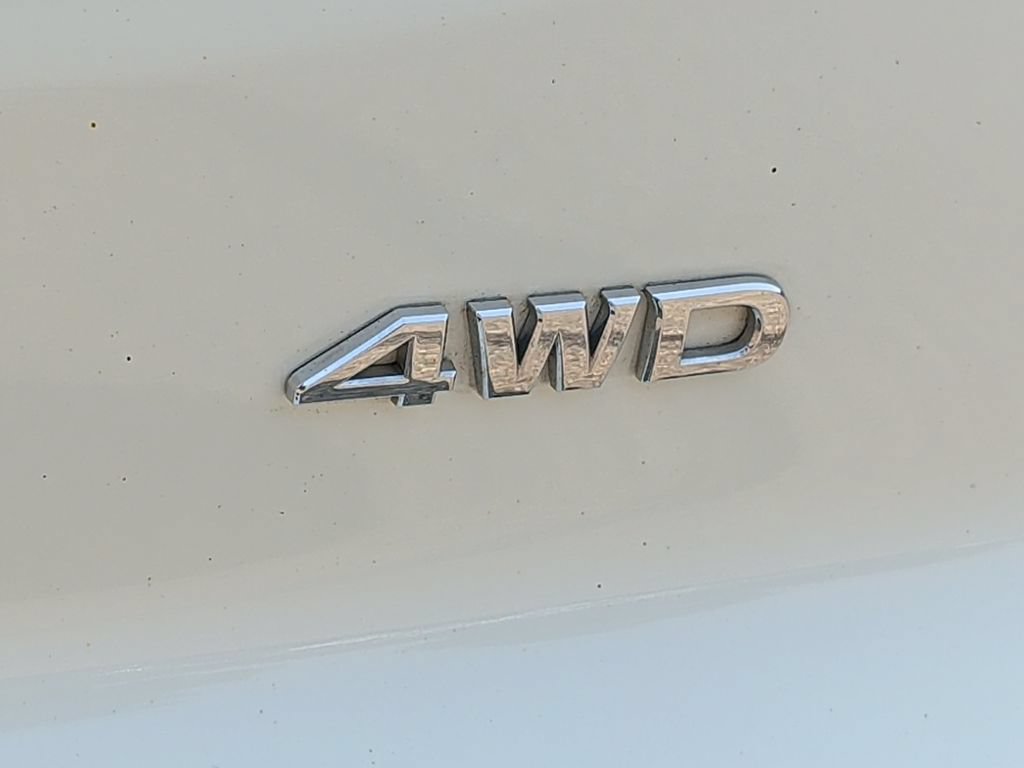 Used 2025 Nissan Pathfinder SV AWD/4WD image 44