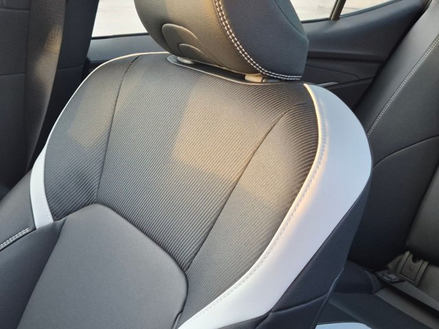 Used 2026 Toyota Camry SE FWD image 13