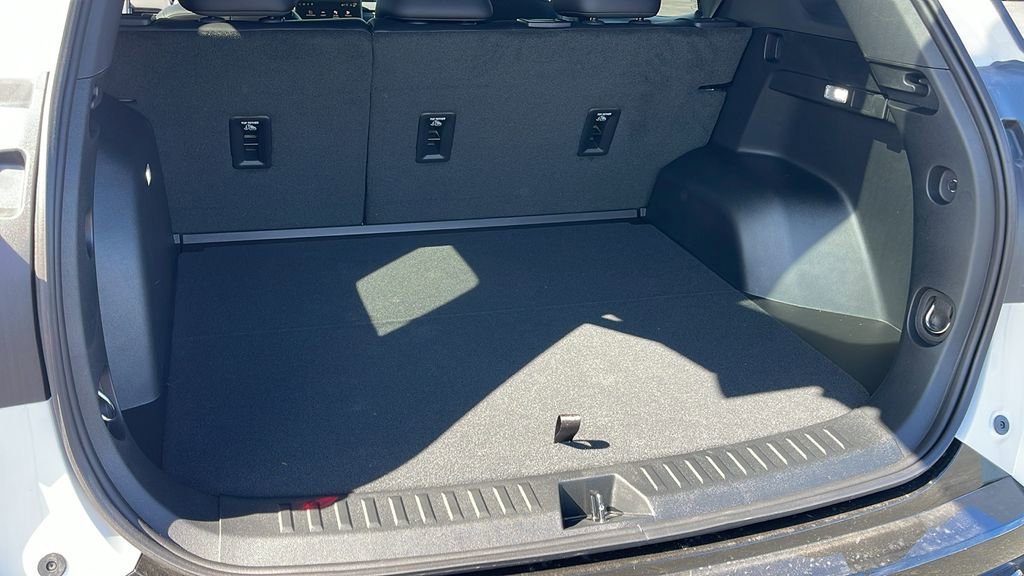 New 2026 GMC Terrain AT4 w/ Technology Package II image 24