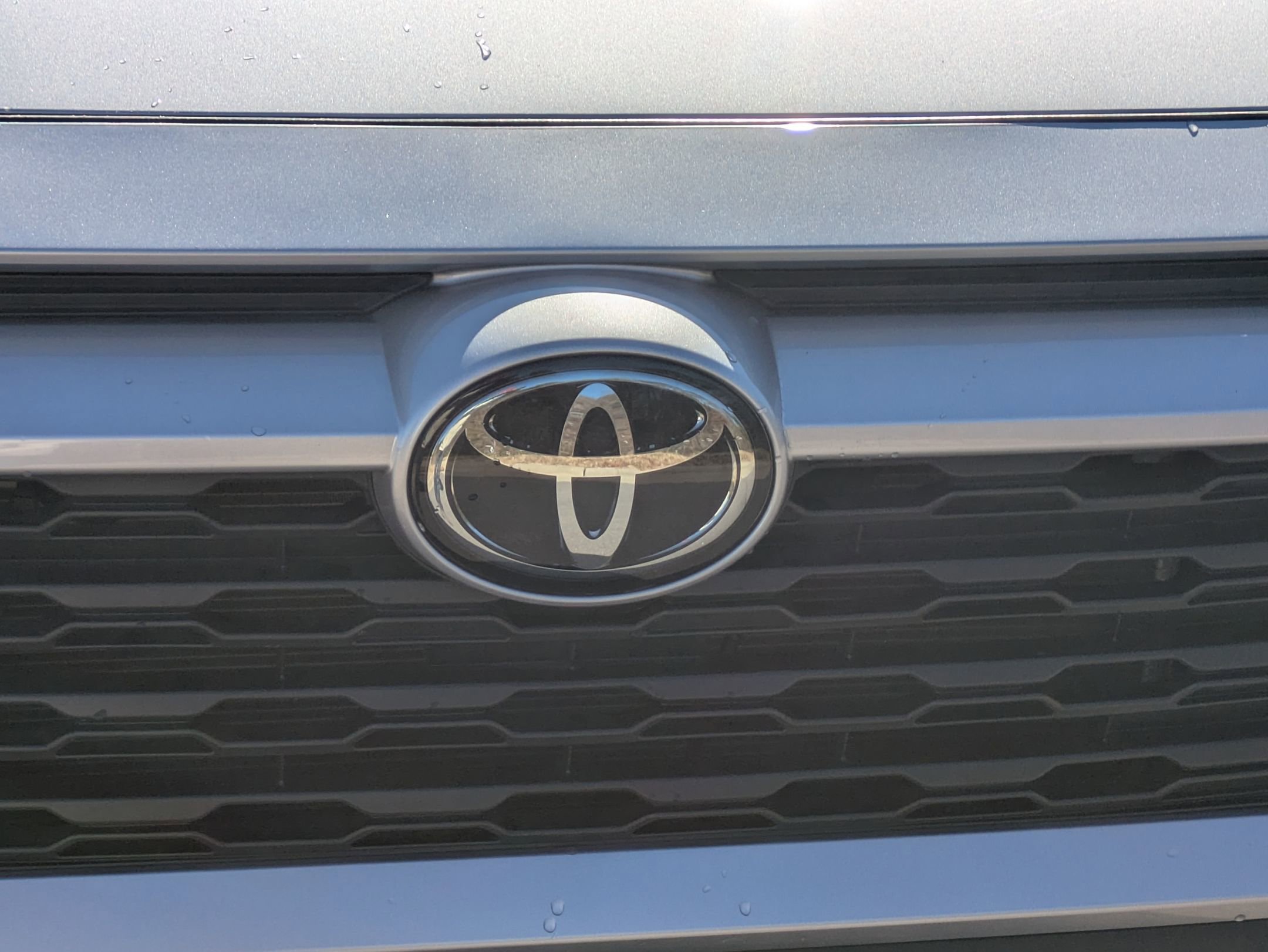 Used 2024 Toyota RAV4 XLE w/ Convenience Package image 31