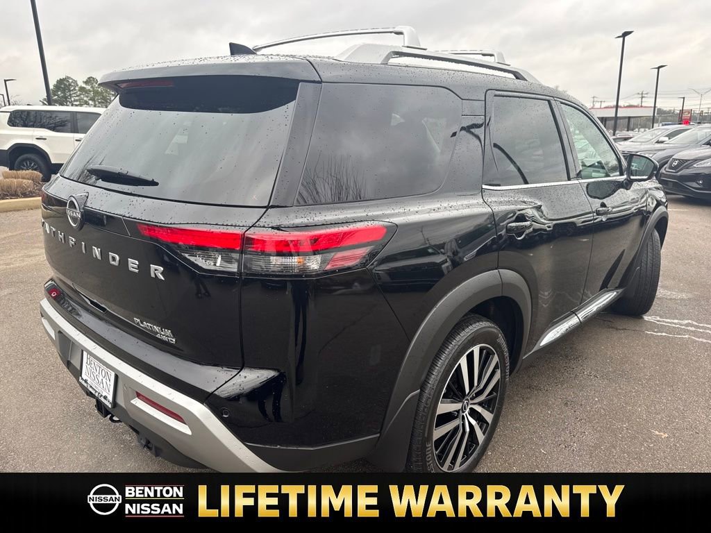 Used 2025 Nissan Pathfinder Platinum w/ Cargo Package image 9