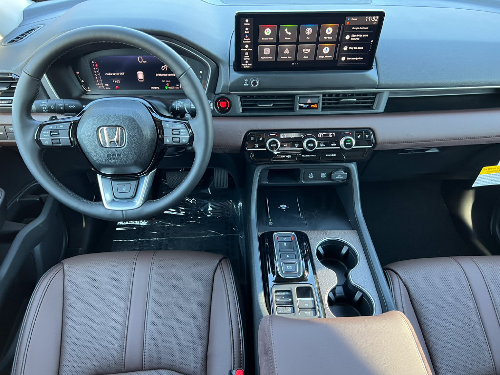 New 2026 Honda Pilot Elite image 2