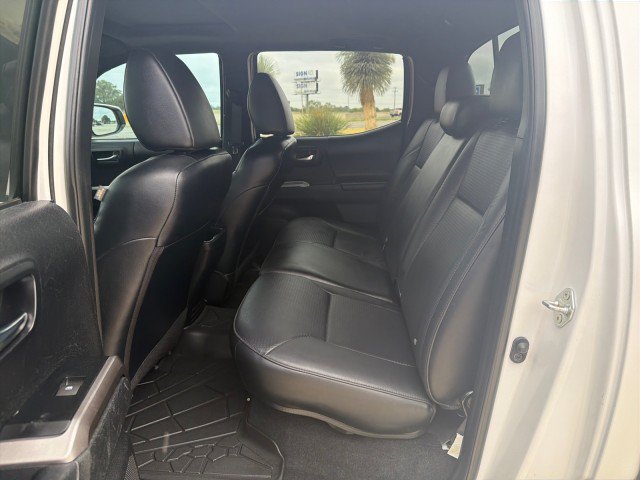 Used 2023 Toyota Tacoma Limited AWD/4WD image 10