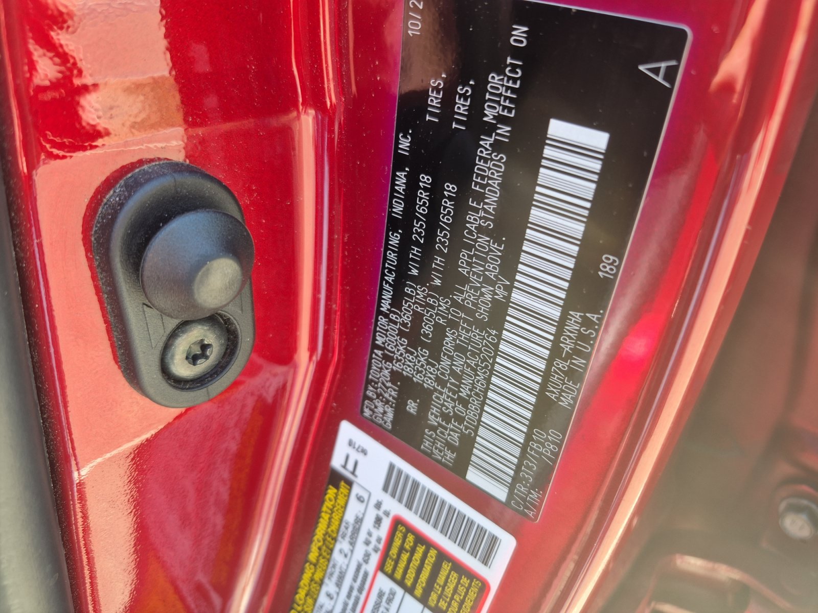 Used 2021 Toyota Highlander LE AWD/4WD image 16