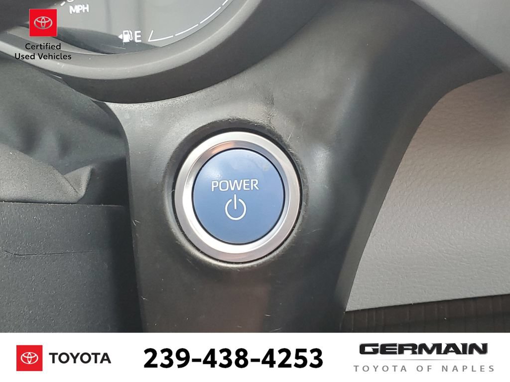 Certified 2022 Toyota Sienna XLE FWD image 32