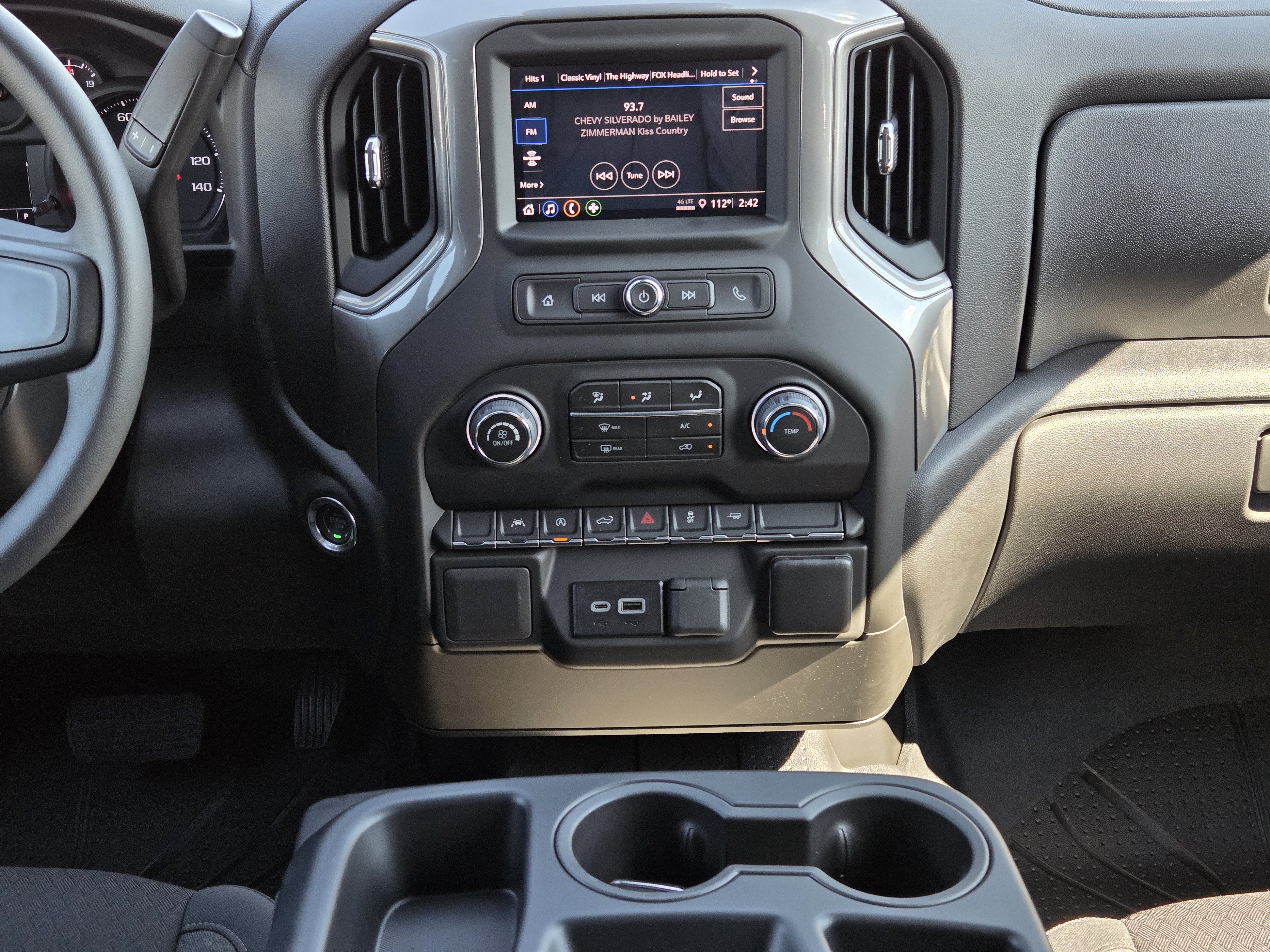 New 2026 Chevrolet Silverado 1500 Custom RWD image 9