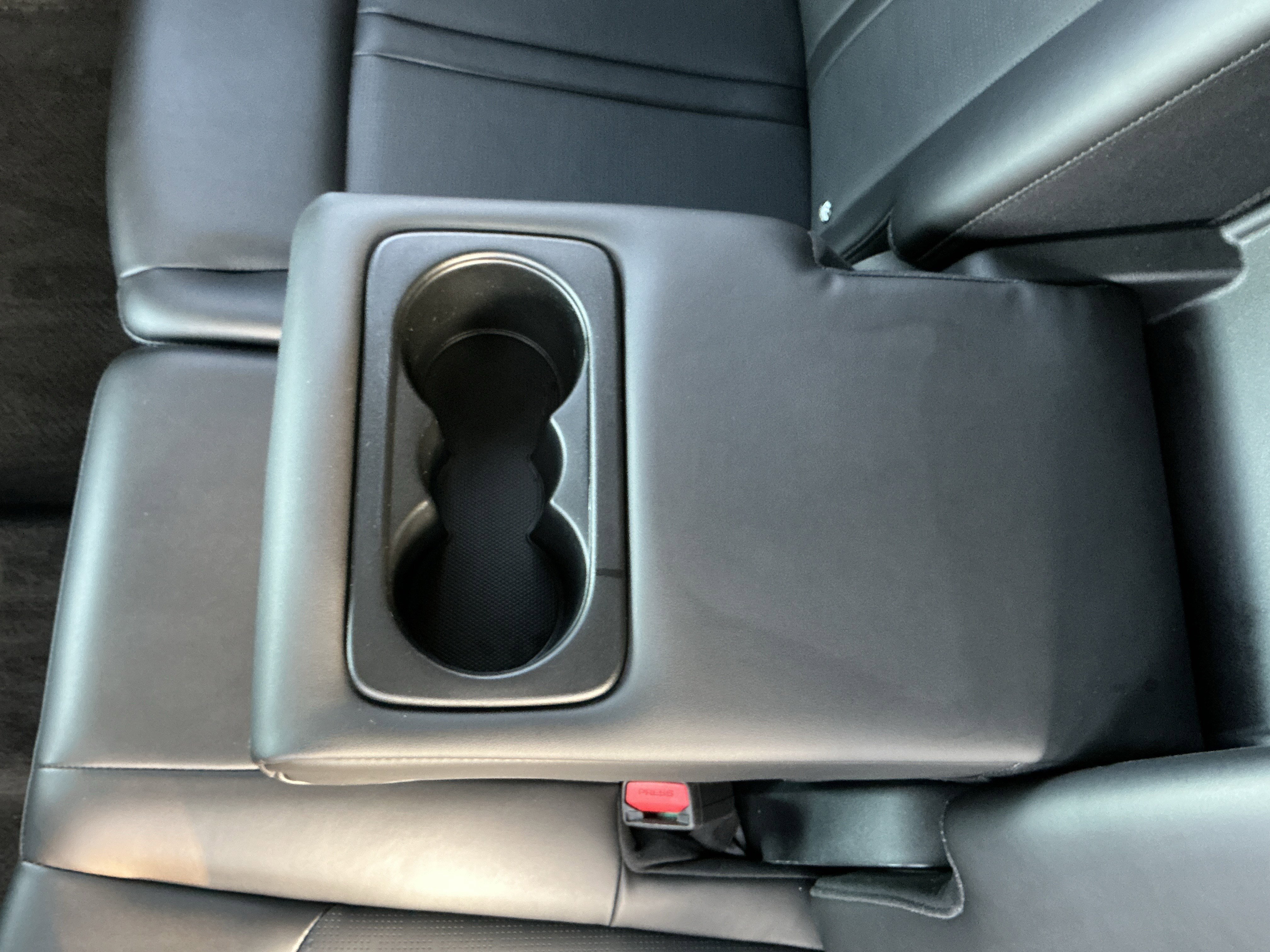 Used 2024 Kia Sorento S image 29