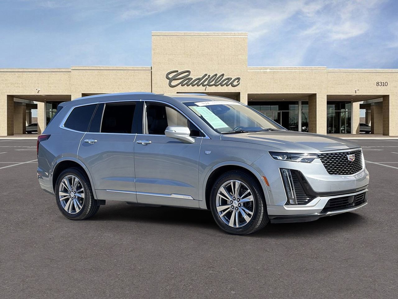 Certified 2023 Cadillac XT6 Premium Luxury w/ Technology Package image 3