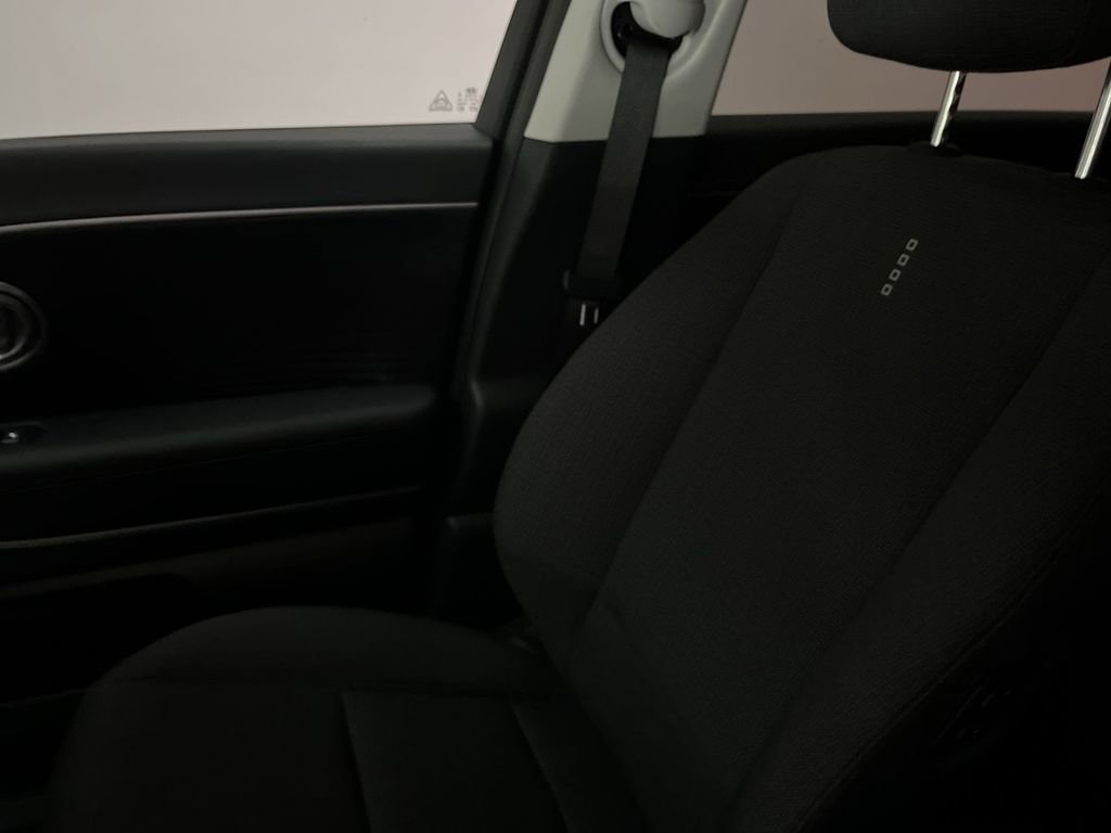 Used 2026 Hyundai Ioniq 9 SE AWD/4WD image 11
