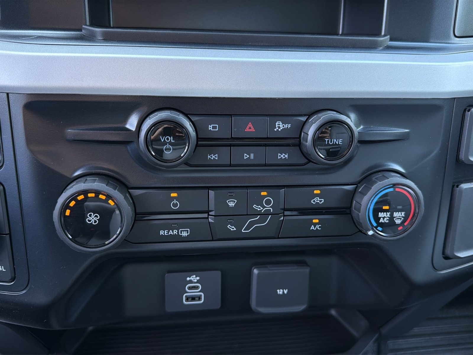 New 2027 Ford F350 XL w/ 360-Degree Camera Package AWD/4WD image 19
