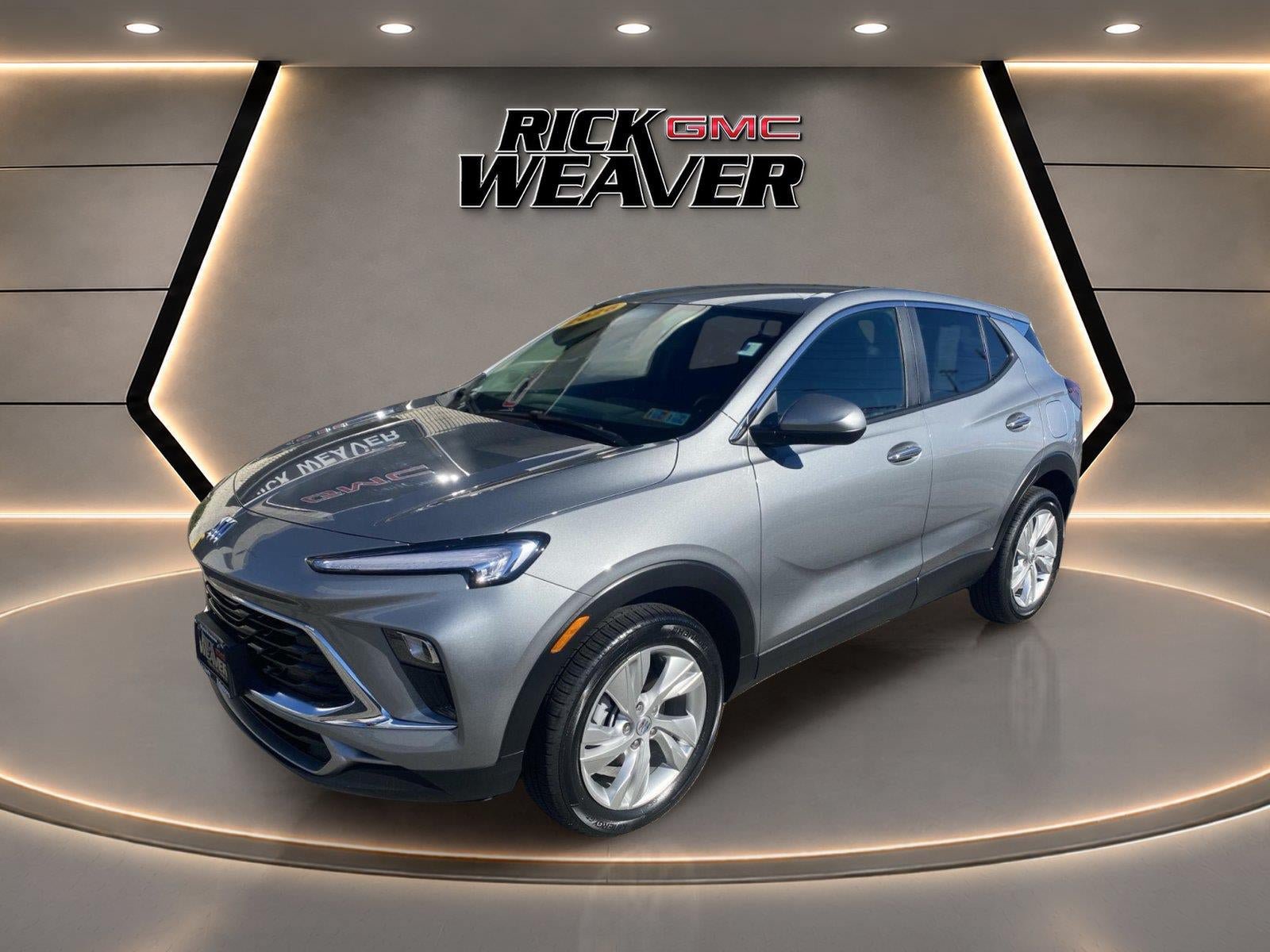 Used 2026 Buick Encore GX Preferred w/ Comfort Package AWD/4WD image 2