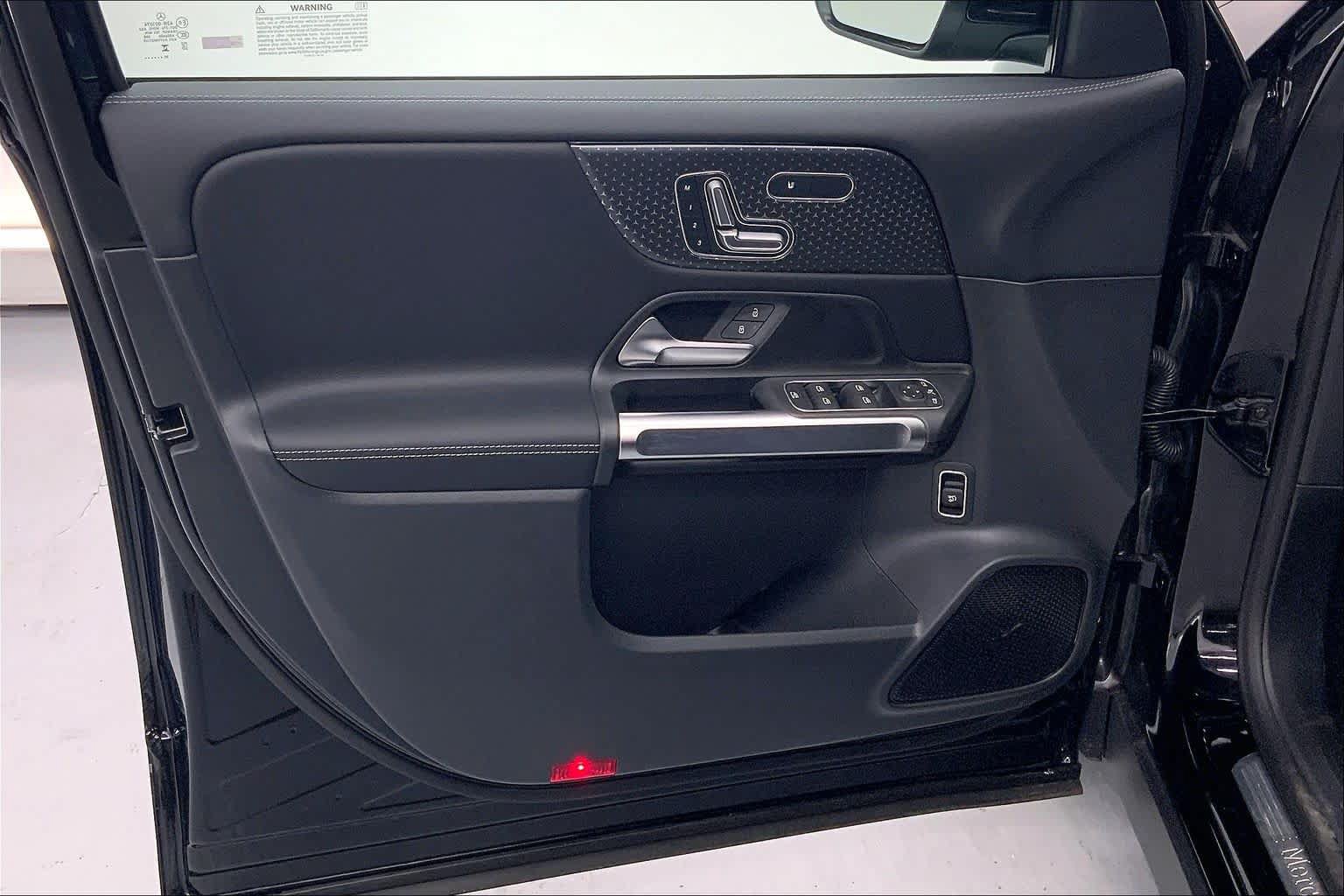 Used 2026 Mercedes-Benz GLB 250 image 19