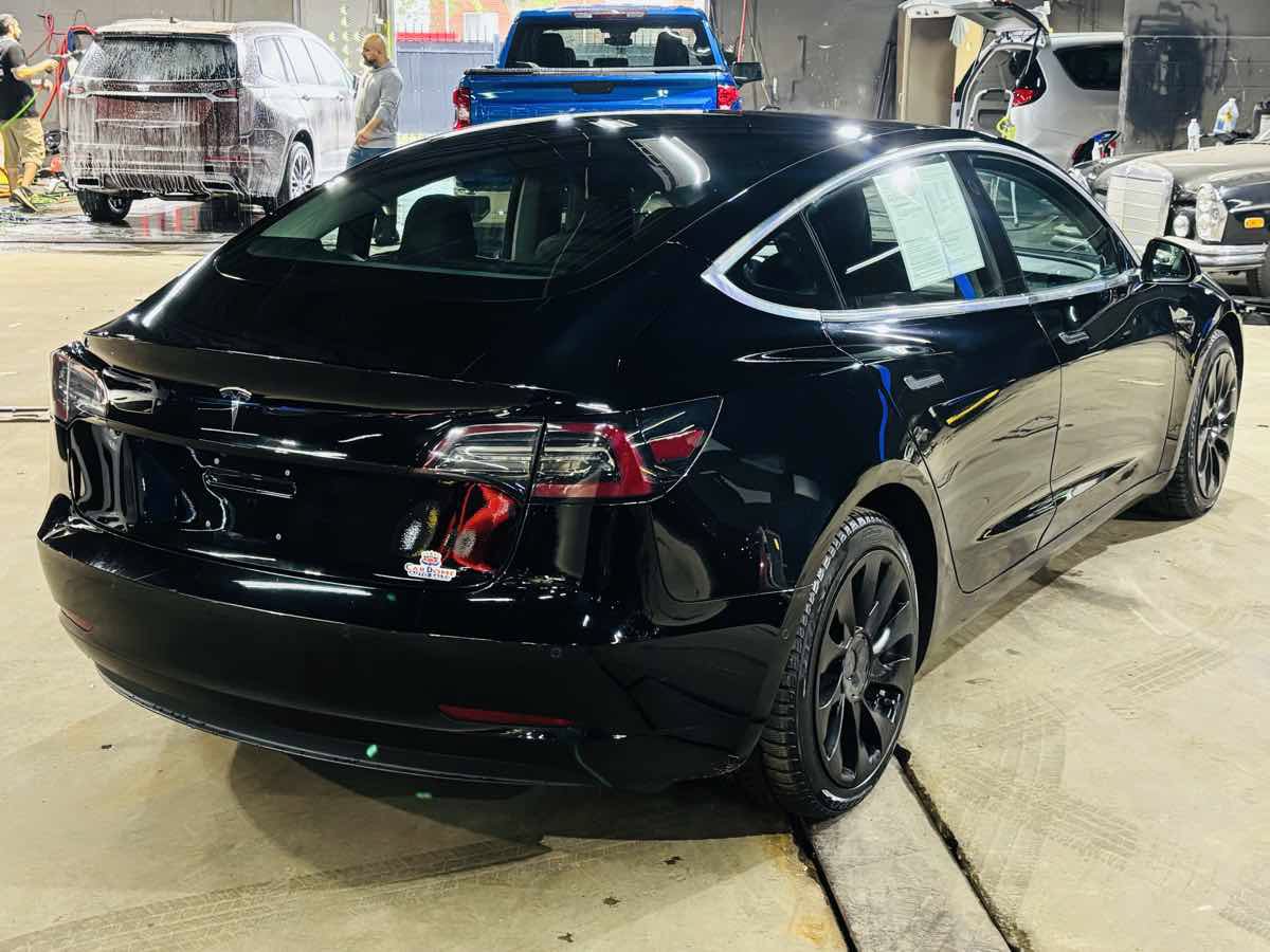 Used 2018 Tesla Model 3 Mid Range RWD image 6