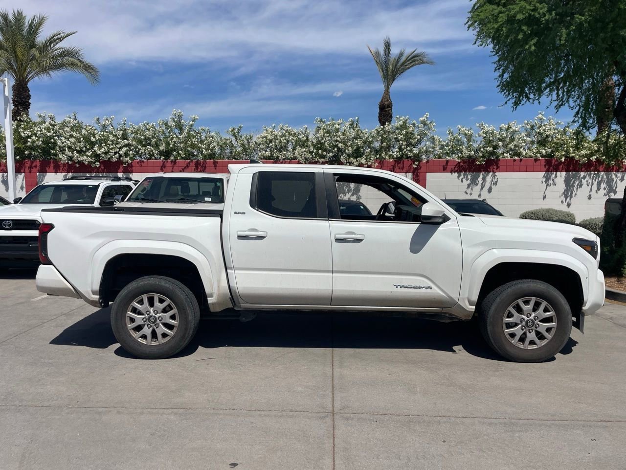 Used 2024 Toyota Tacoma SR5 image 3