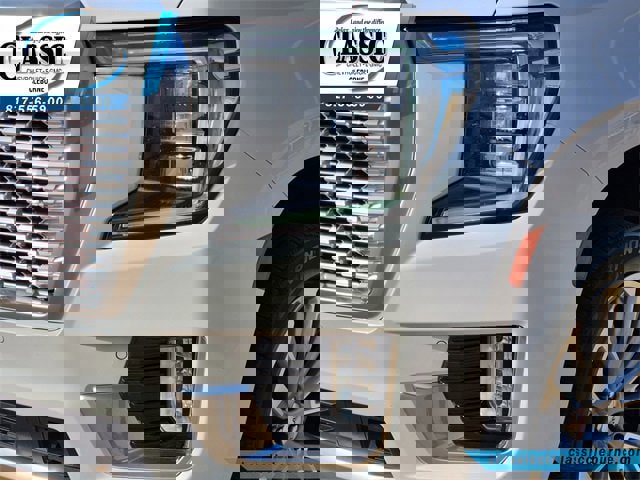 Used 2022 GMC Yukon XL Denali w/ Denali Ultimate Package image 10