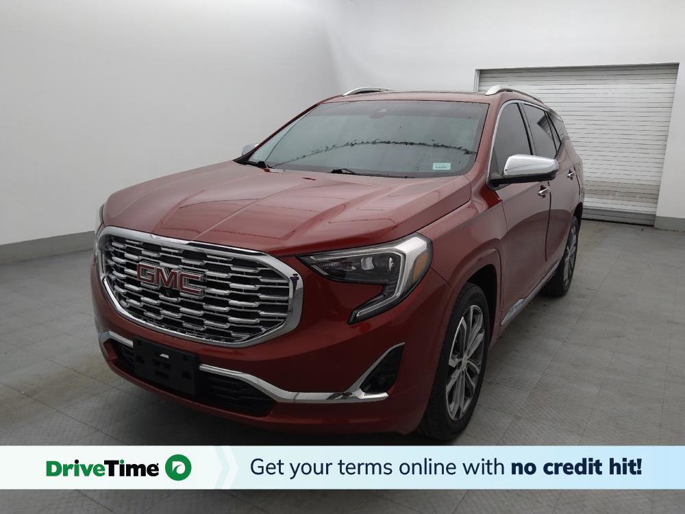 Used 2020 GMC Terrain Denali w/ Denali Premium Package FWD image 1