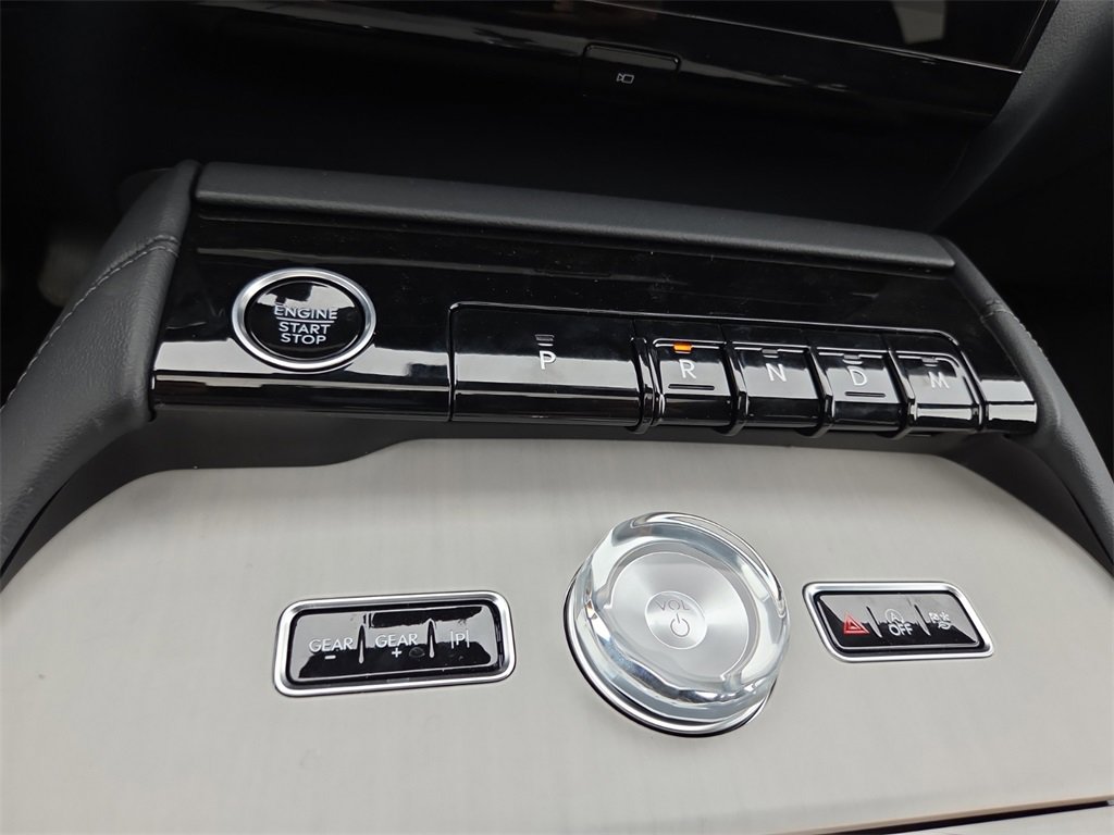 New 2026 Lincoln Navigator L Reserve w/ Jet Appearance Package image 15