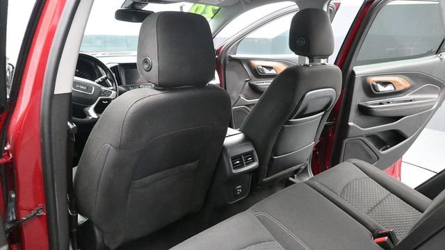 Used 2020 GMC Terrain SLE w/ Driver Convenience Package AWD/4WD image 19