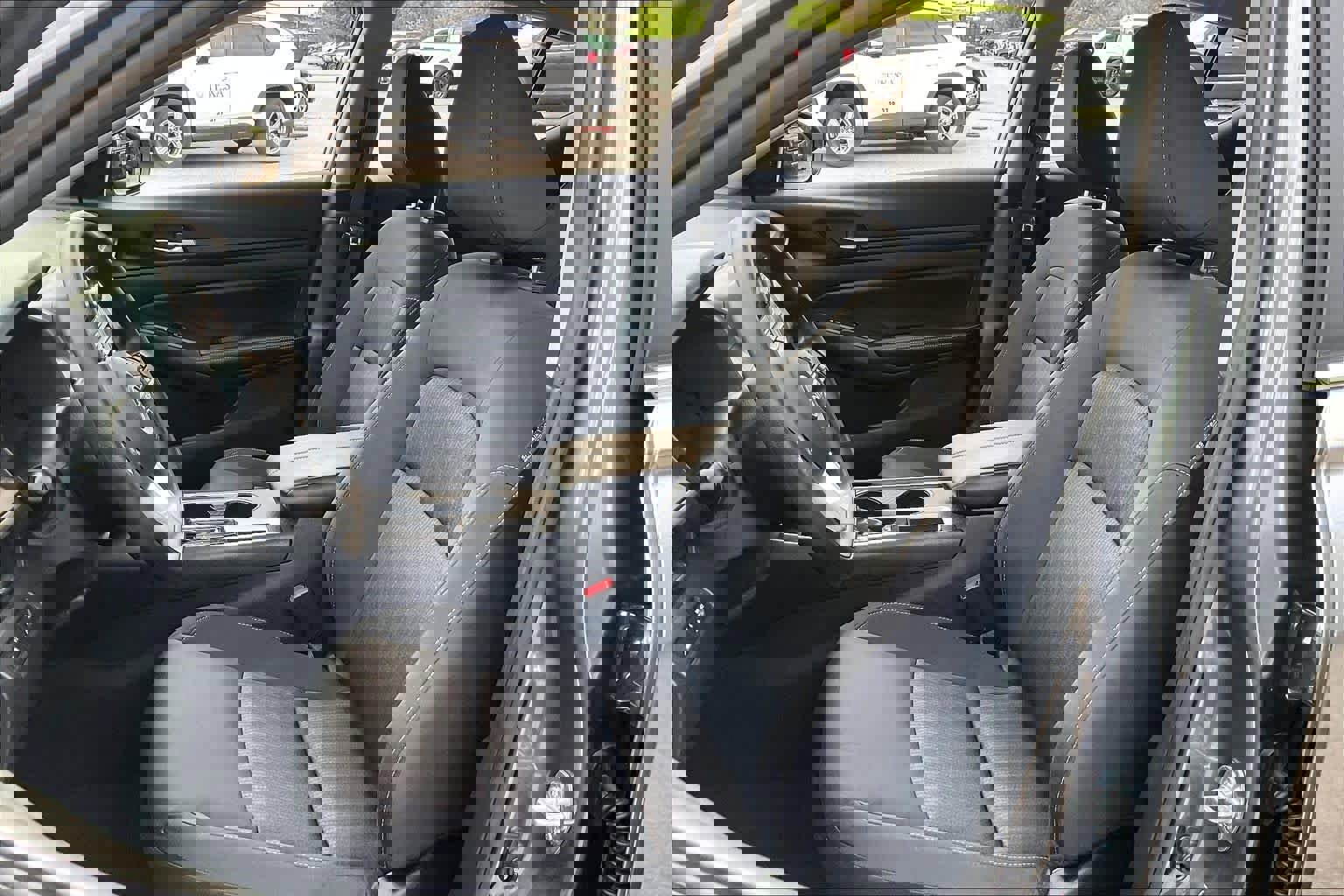 Used 2025 Nissan Altima 2.5 SV FWD image 8