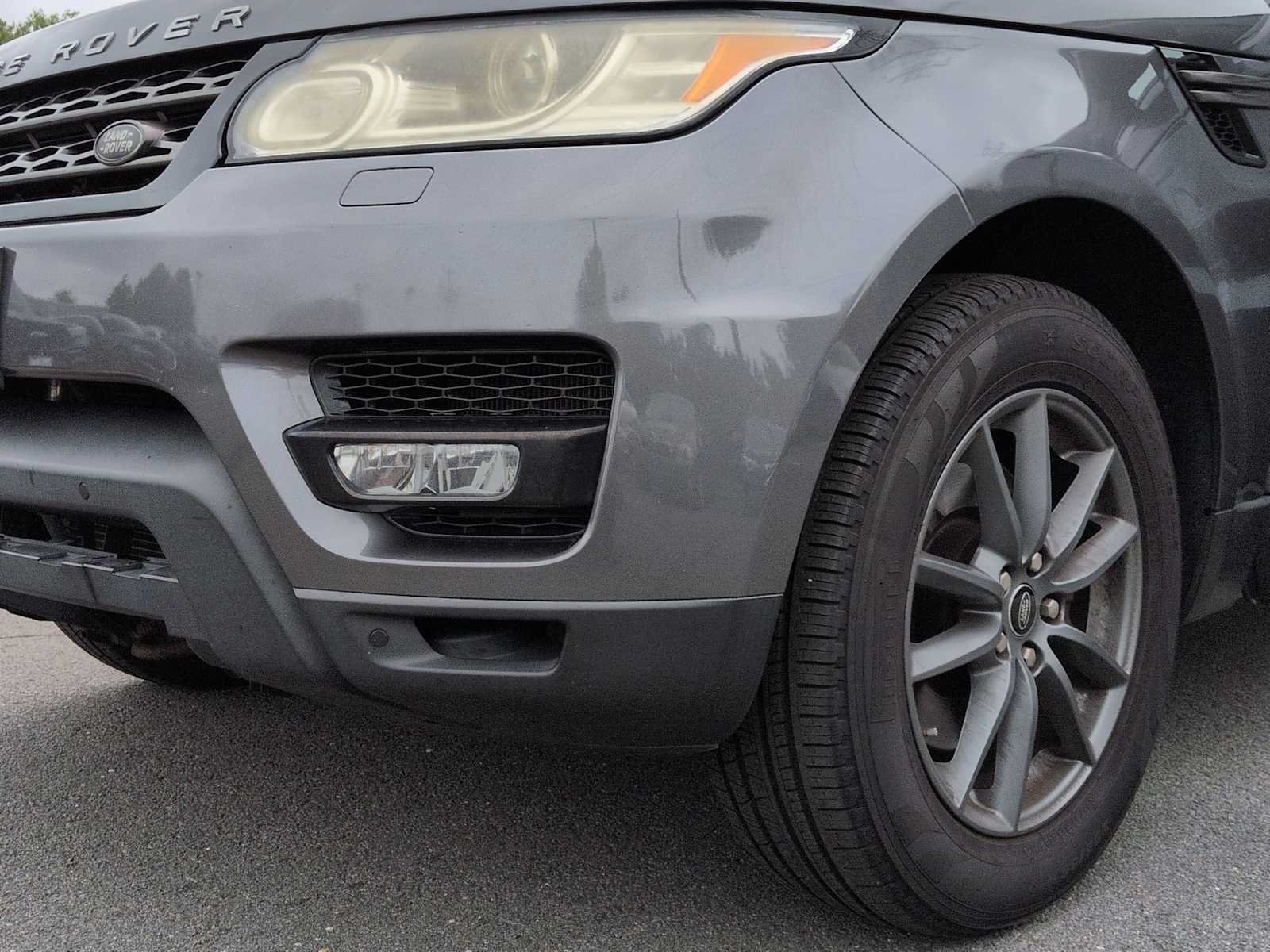 Used 2016 Land Rover Range Rover Sport SE AWD/4WD image 11