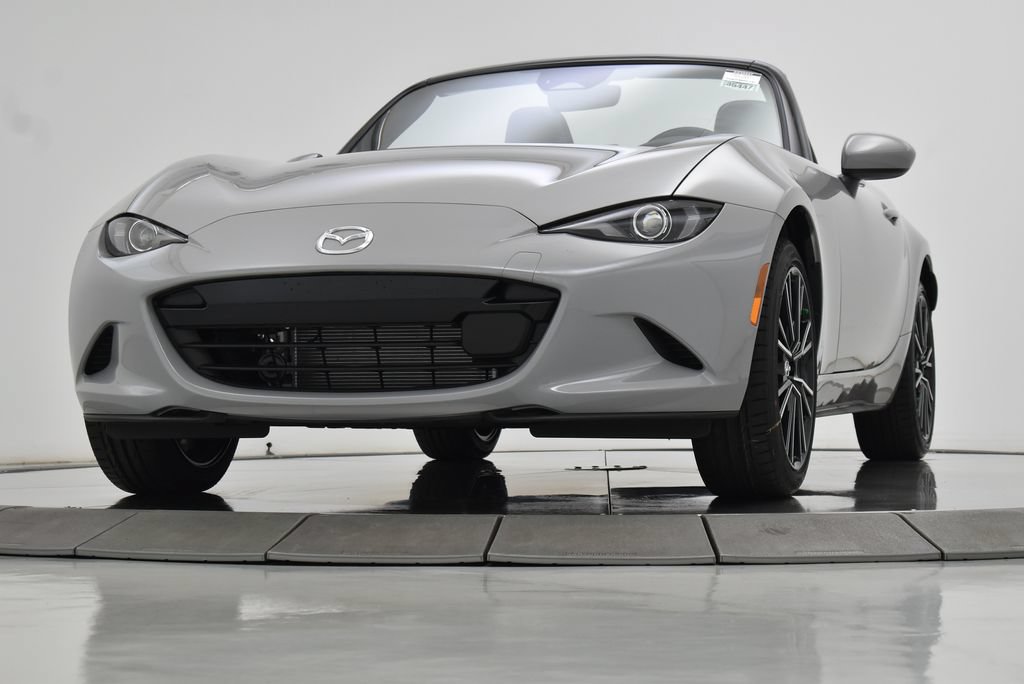 New 2026 MAZDA MX-5 Miata Grand Touring w/ Weather Package RWD image 15