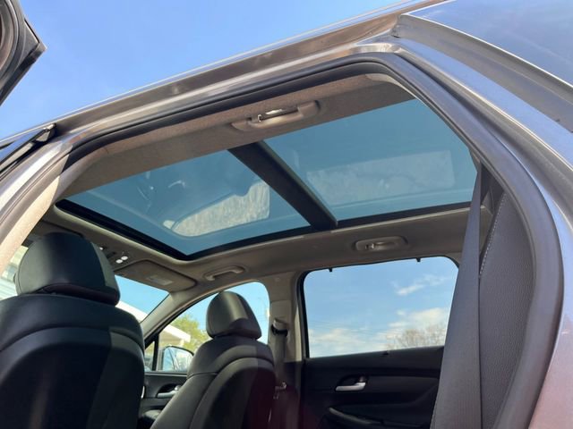 Used 2019 Hyundai Santa Fe Limited AWD/4WD image 19