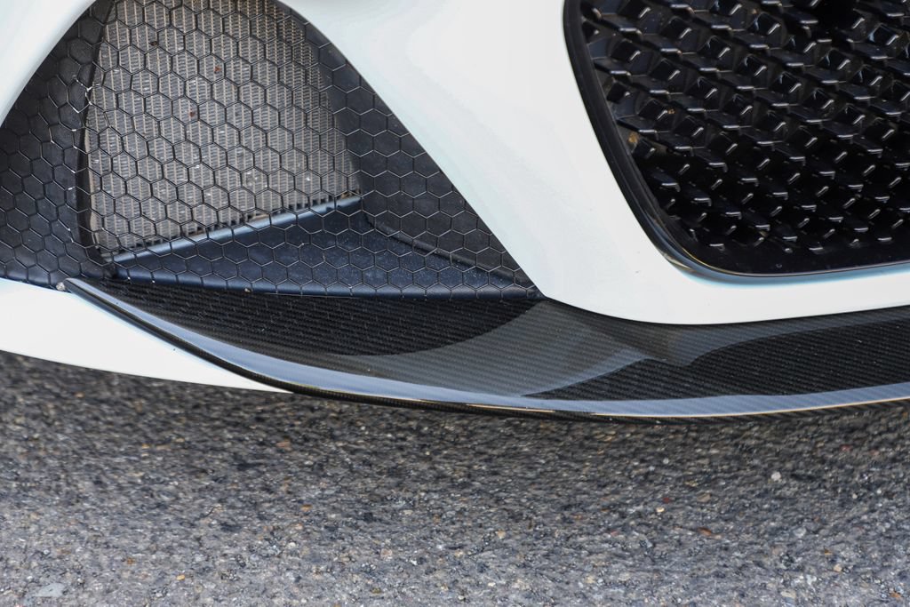 Used 2019 Aston Martin DBS Superleggera RWD image 38