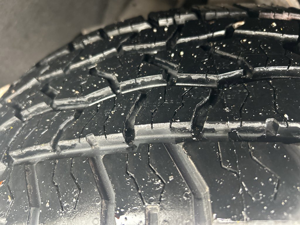 Used 2021 Chevrolet Tahoe Z71 w/ Z71 Signature Package image 37