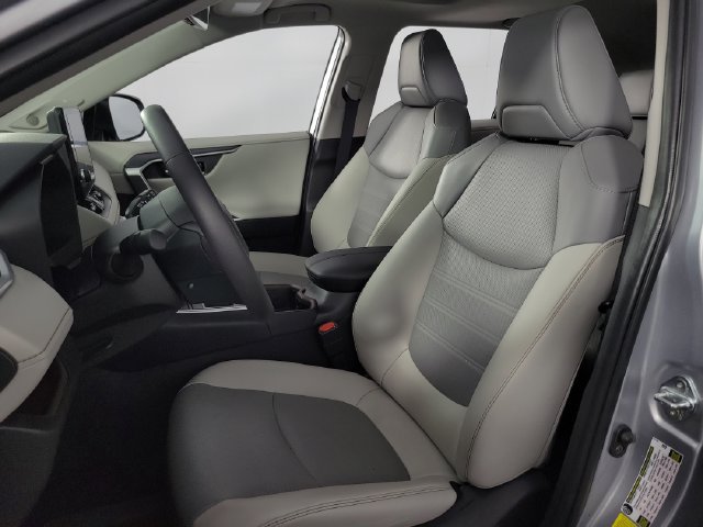 Used 2025 Toyota RAV4 Limited w/ Weather Package FWD image 14