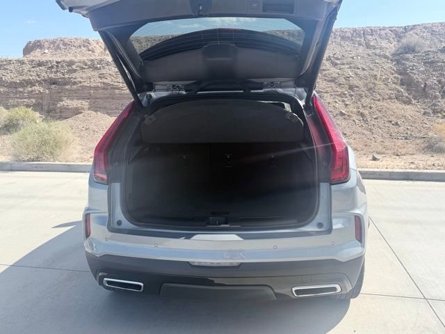 Used 2025 Cadillac XT4 Premium Luxury image 33