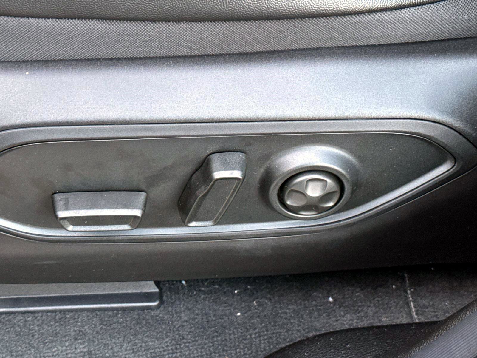 New 2025 Jeep Grand Cherokee Limited image 11