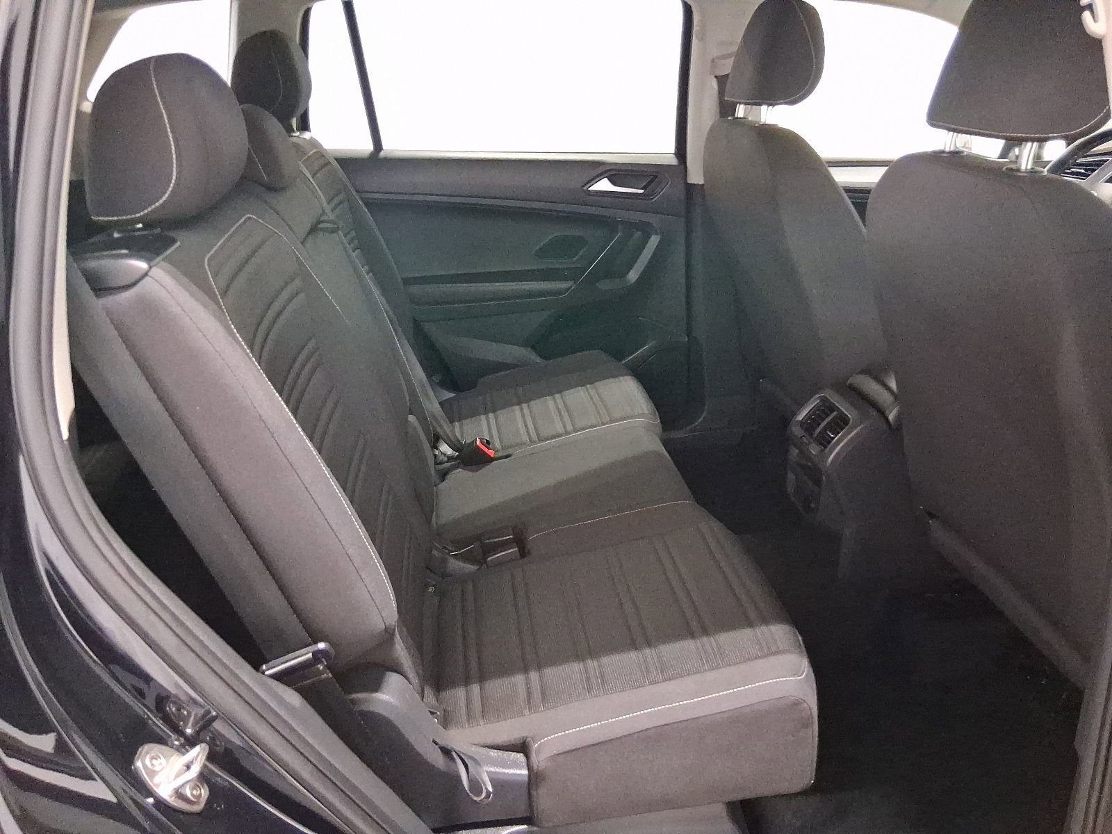 Used 2023 Volkswagen Tiguan S FWD image 16