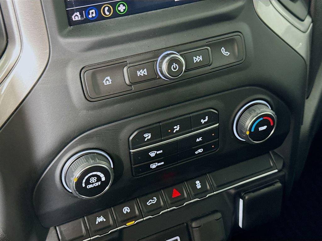 Used 2024 Chevrolet Silverado 1500 Custom image 24