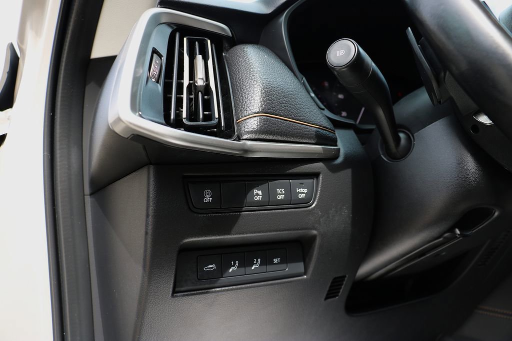Used 2025 MAZDA CX-90 3.3 Turbo w/ Premium Sport Pkg image 8