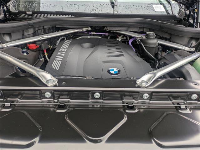 New 2026 BMW X7 xDrive40i w/ Executive Package image 18
