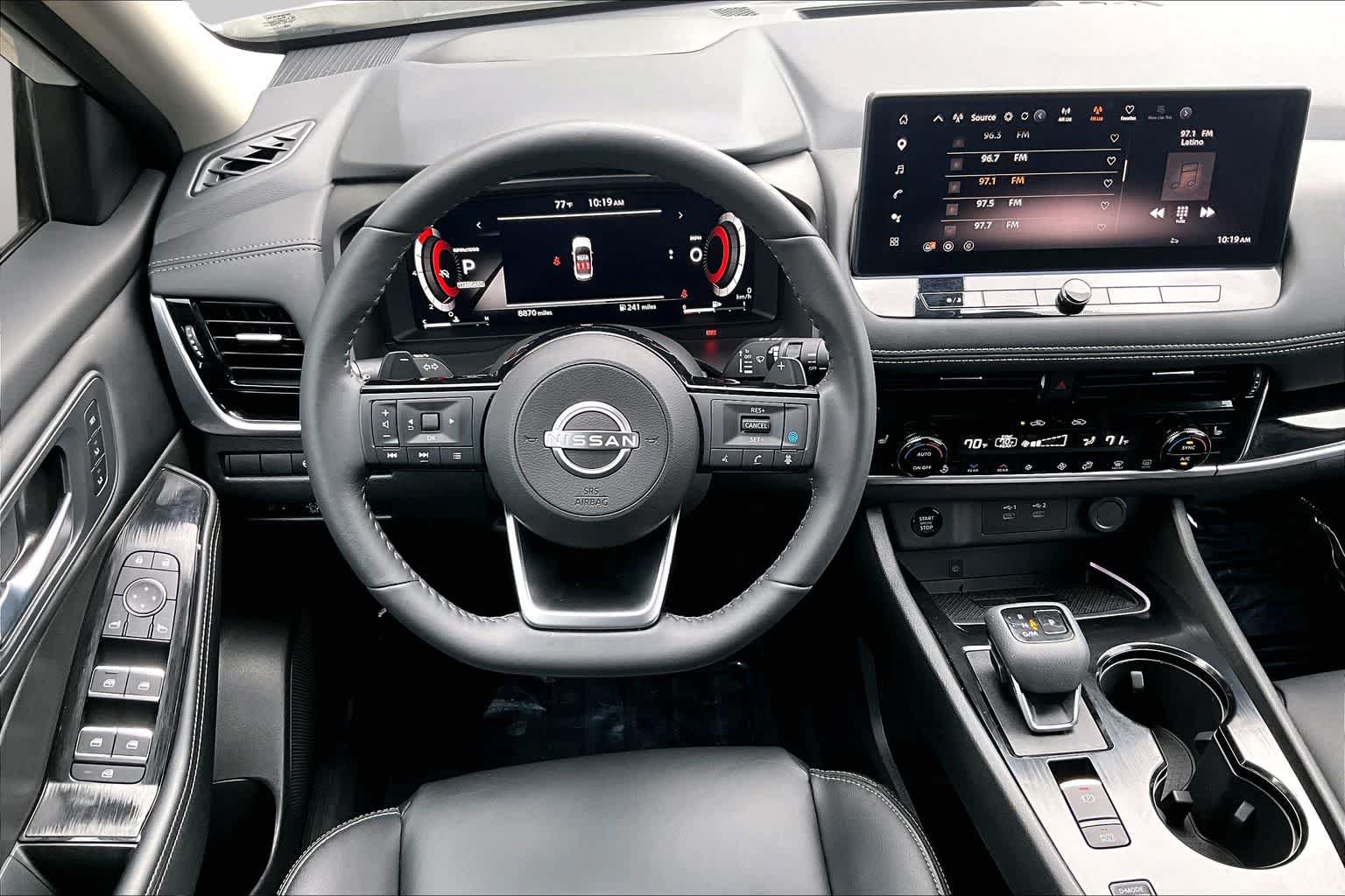 Used 2024 Nissan Rogue SL w/ SL Premium Package FWD image 6