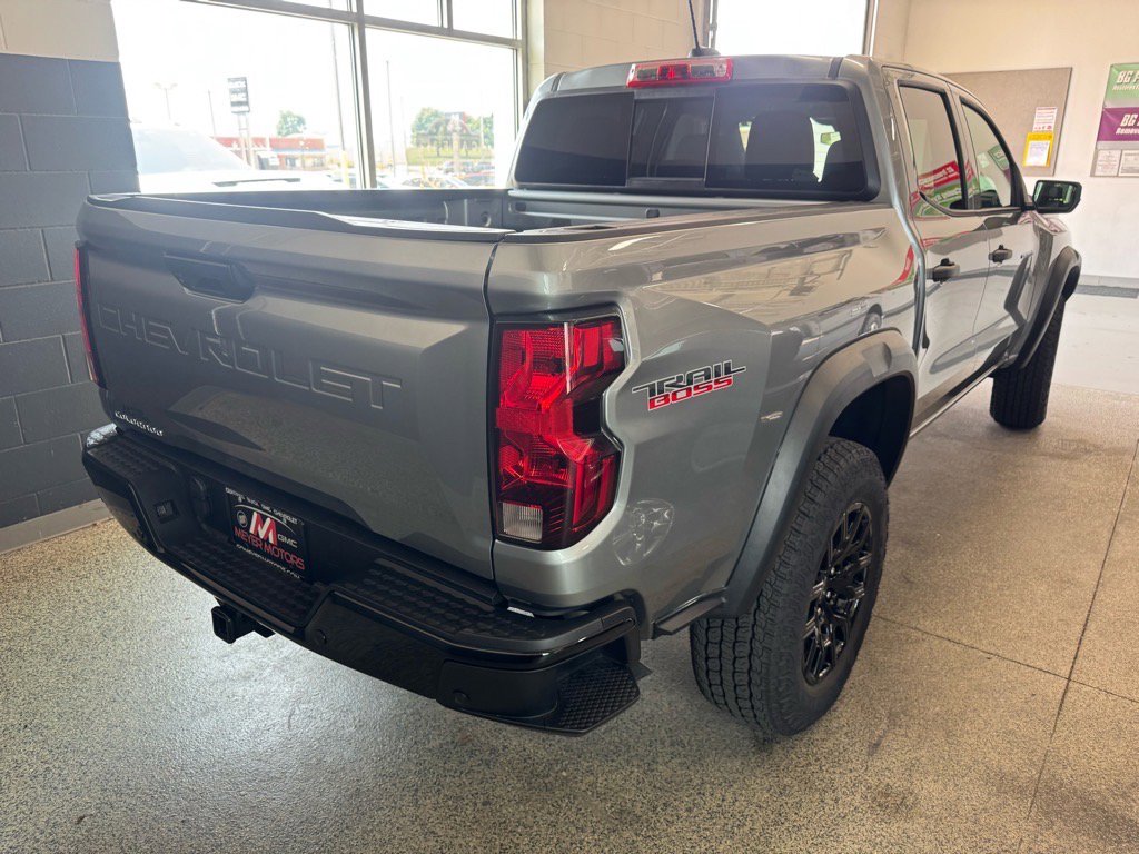 Used 2024 Chevrolet Colorado Trail Boss w/ Advanced Trailering Package image 5