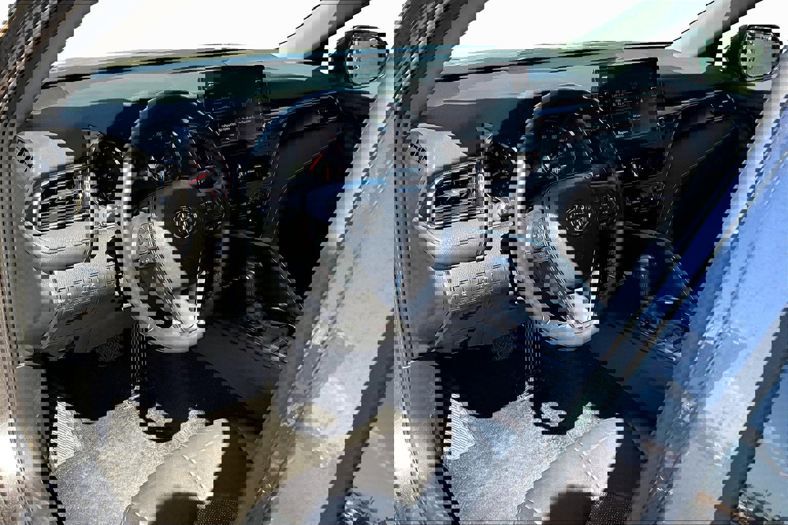 Used 2022 Toyota Camry XSE image 11