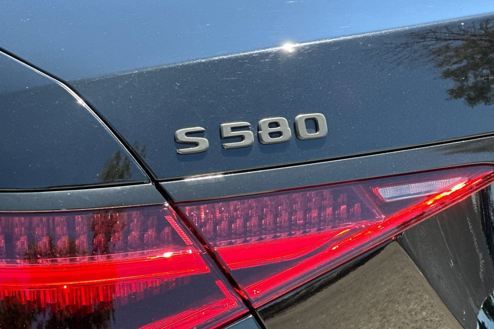 Used 2021 Mercedes-Benz S 580 4MATIC Sedan w/ Warmth & Comfort Package image 27