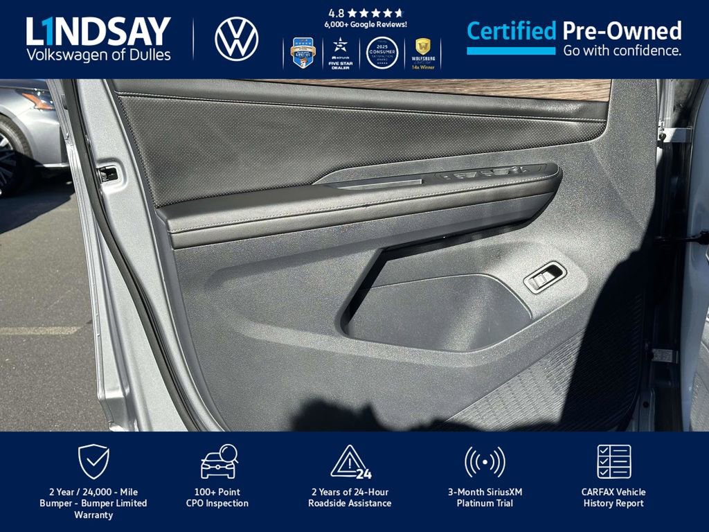 Certified 2025 Volkswagen Atlas SEL image 9